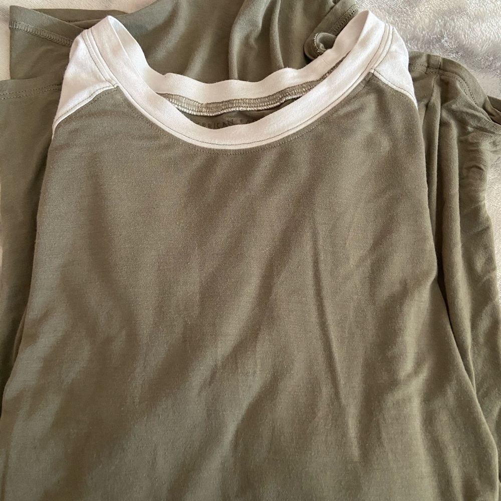 quarter sleeve shirt